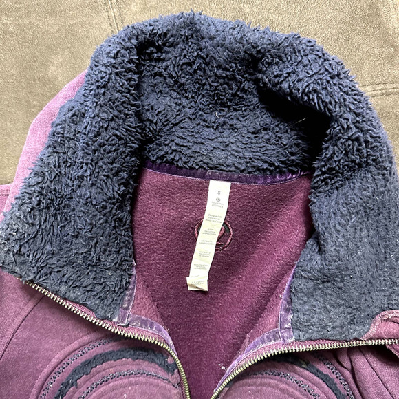 LULULEMON SCUBA HOODIE FULL ZIP UP PURPLE FLEECE LINED JACKET SZ 8 - Picture 8 of 8